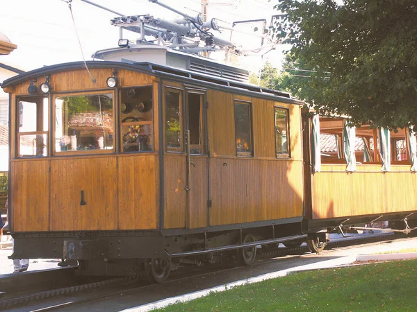 gündüz de La kişilik demiryolu de eski tren görünümünü