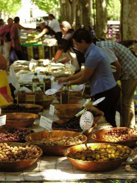 Vista Persone Che Camminano Lungo Mercato Languedoc Durante Giorno Francia — Foto Stock