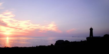 deniz feneri headland cote de graint görünümlerinden brittany gül Fransa