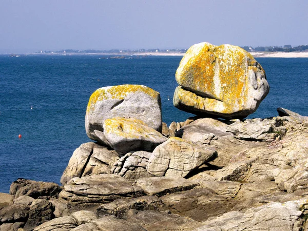 Costa Rocciosa Pointe Trevignon Giorno Francia — Foto Stock