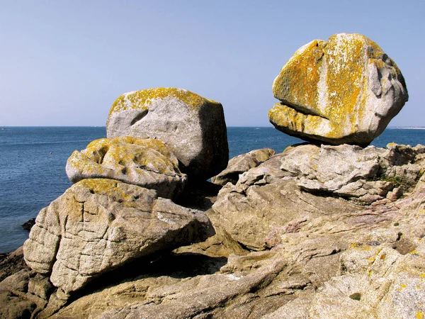 Skaliste Wybrzeże Pointe Trevignon Ciągu Dnia Francja — Zdjęcie stockowe