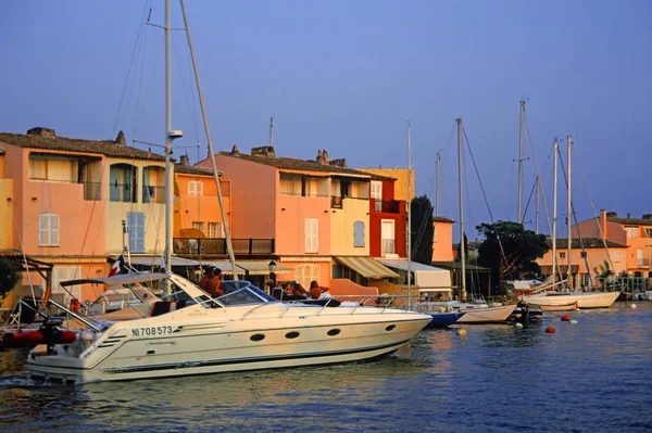 Франс Провинция Cotes Azur Var Port Grimaud — стоковое фото