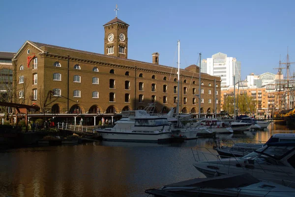Europa Engeland London Docklands Katherine Dock — Stockfoto