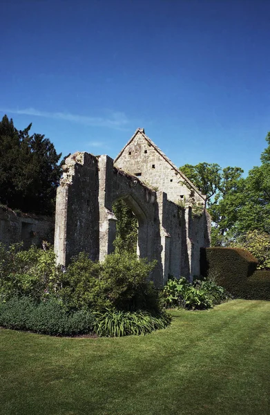 Англия Cotswolds Gardens Sudeley Castle — стоковое фото