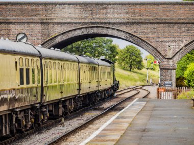 Gloucestershire ve Warwickshire mirası buharlı demiryolu. Toddington Buhar merkezi ve İstasyonu.