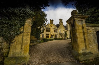 cotswolds İngiltere de sevimli güzel yazlık