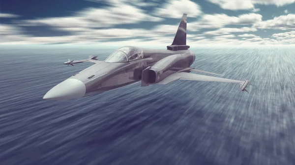 정말 낮은 바다 물 공격 하는 임무를 비행 하는 미사일으로 무장 한 전투기 전쟁 비행기 — 스톡 사진