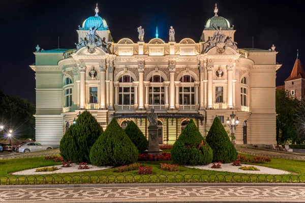 Πρόσοψη Του Όμορφο Δραματικά Θεάτρου Στην Κρακοβία Βράδυ — Φωτογραφία Αρχείου