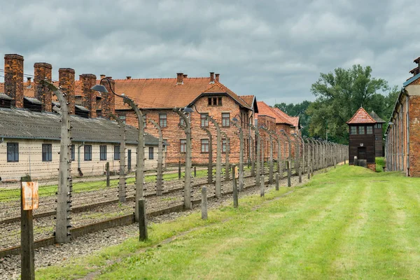 Auschwitz Polen August 2017 Auschwitz Konzentrationslager Umgeben Von Stacheldraht — Stockfoto