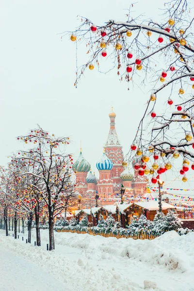 Basil Cathedral Landmark Moscow Located Red Square Russia Winter — Stock Photo, Image