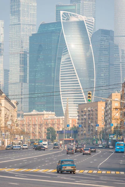 Beautiful sight of Moscow Tower Moscow City close up — Stock Photo, Image