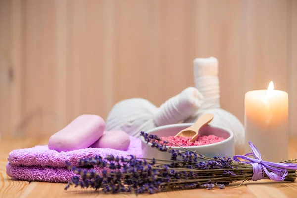 Objetos para massagem, spa e relaxamento com davand — Fotografia de Stock