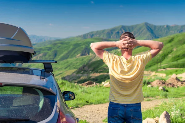 Tired Traveler Relaxing Next Car Admiring Beautiful Scenery Mountains Summer — Stock Photo, Image