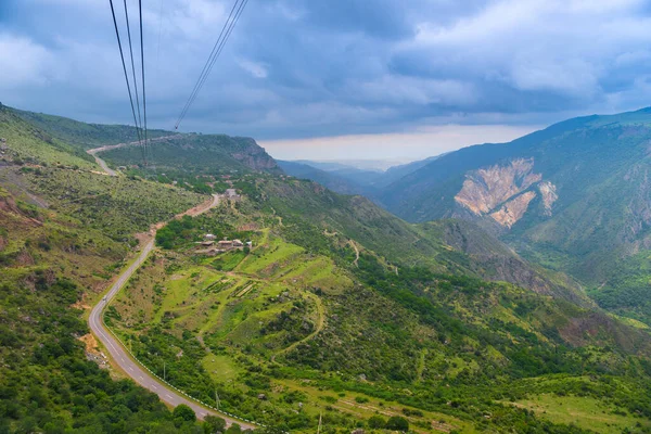 Vista Cabine Teleférico Para Montanhas Estrada Paisagem Armênia Junho — Fotografia de Stock