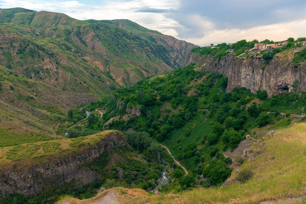 6月亚美尼亚山区景观 — 图库照片