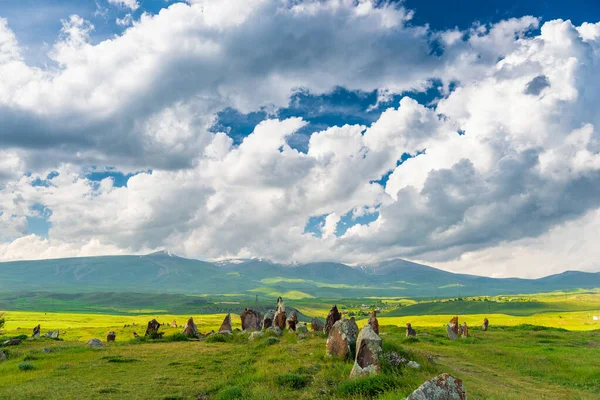 Piedras Campo Con Agujeros Karahunj Armenia Stonehenge Armenio Zorats Karer — Foto de Stock