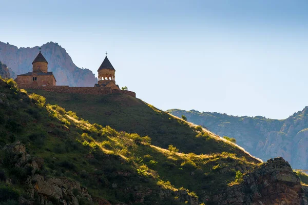 Monasterio Noravank Una Roca Sol Mañana Una Atracción Turística Armenia —  Fotos de Stock