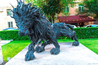 YEREVAN, ARMENIA - 10 Haziran 2018: Lastik Aslanı Heykeli