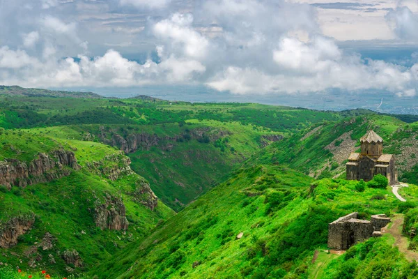 Fortaleza Amberd Iglesia Ortodoxa Las Montañas Armenia Hito Armenia —  Fotos de Stock