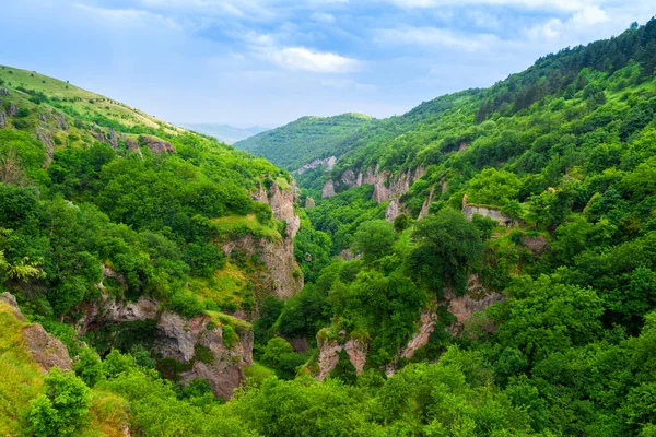 Красивые Живописные Ландшафты Армении Ущелье Вблизи Скалистого Пещерного Города Хндзореск — стоковое фото