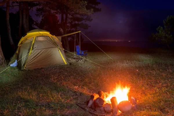 Night Shooting Camping Tent Bonfire Outdoor Recreation — Stock Photo, Image