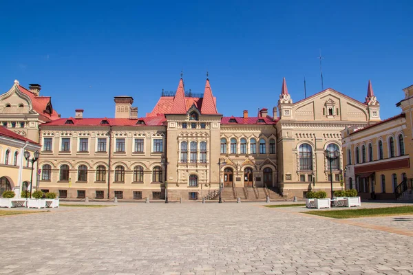 Rybinsk. Yaroslavl bölgesi. tahıl exchang yeni bina