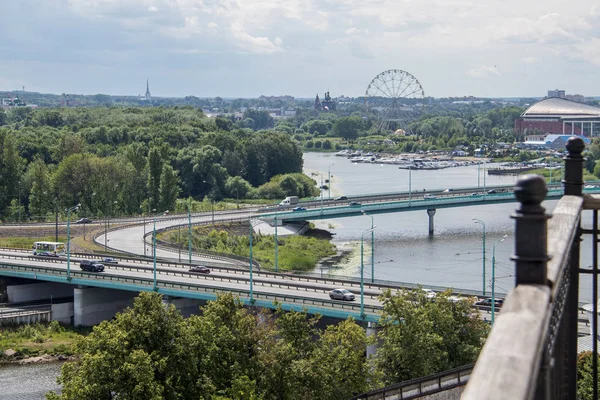 Yaroslavl. Vista da altura. Vista do mosteiro belfry de t — Fotografia de Stock