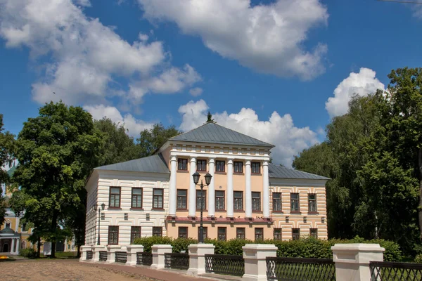 Uglichi. Jaroslavská oblast. Uglich Kremlin. The building of the ci — Stock fotografie