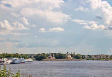 Çirkin. Yaroslavl bölgesi. Uglich Kremlin ve Vol manzarası