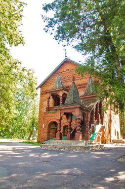 Çirkin Kremlin; Çirkin Prenslerin Sarayı; 15. yüzyıl