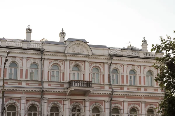 Yaroslavl Tarihi Binalar Yüzyıl Günbatımında Güzel Törensel Binalar Klasik Mimari — Stok fotoğraf