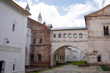 Rostov Kremlin. Tarihi mimari. Rostov, Yaroslavl bölgesi. Mimari yapıların elementleri. Prince 'in Terem' i. Yaz günü