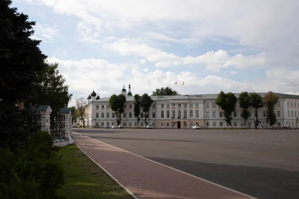 Yaroslavl Sovyet Meydanı Binalarının Tarihi Kompleksi Yüzyıl Güzel Binalar Mimar — Stok fotoğraf