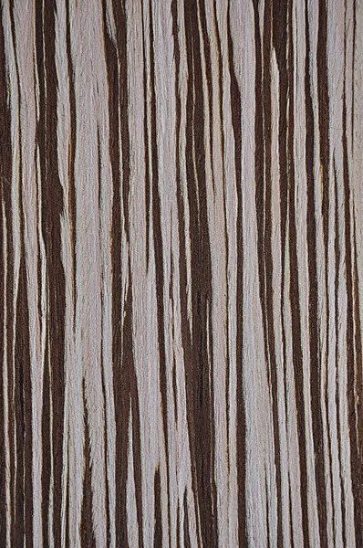 木材纹理 白色和粉红色背景上的棕色条纹 异国情调的木材 — 图库照片