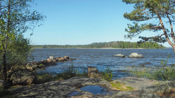 Jezioro Latku Skał Szwecji — Zdjęcie stockowe
