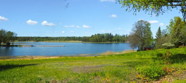 Прекрасное Финское Озеро Летом — стоковое фото
