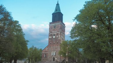 turku Katedrali akşam