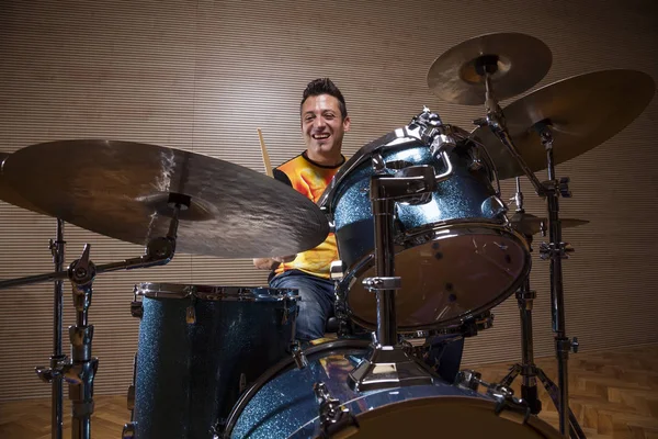 Jonge Percussionist Try Out Spelen Van Drums Repetitie Studio — Stockfoto
