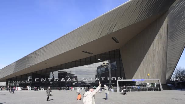 Rotterdam Holanda Março 2017 Estação Ferroviária Moderna Arquiteto Mvsa Roterdã — Vídeo de Stock