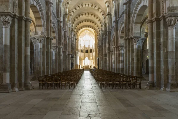 Vezelay Frankrijk Juli 2018 Interieur Van Kerk Van Romaanse Abdij — Stockfoto