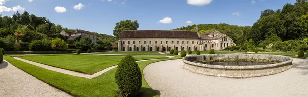 Fontenay Francia Luglio 2018 Panorama Del Giardino Del Romanico Abbazia — Foto Stock