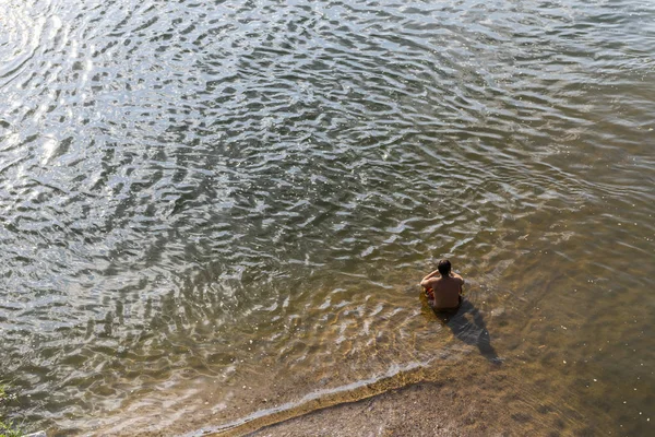 Charite Sur Loire France August 2018 Man Sitting Beach Water — Stock Photo, Image
