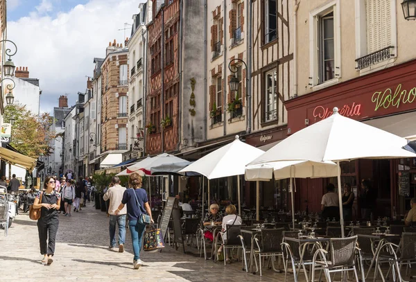 Orleans Fransa Ağustos 2018 Nsanlar Street Restoranlar Teraslar Eski Evleri — Stok fotoğraf