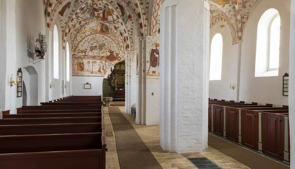 Lun Dinamarca Septiembre 2018 Interior Iglesia Fanefjord Con Techo Colorido —  Fotos de Stock