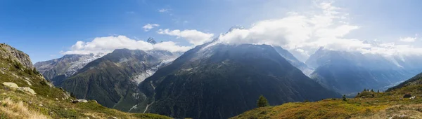 Chamonix Fransa Eylül 2018 Chamonix Vadisi Içinde Yüksek Dağlarla Fransız — Stok fotoğraf