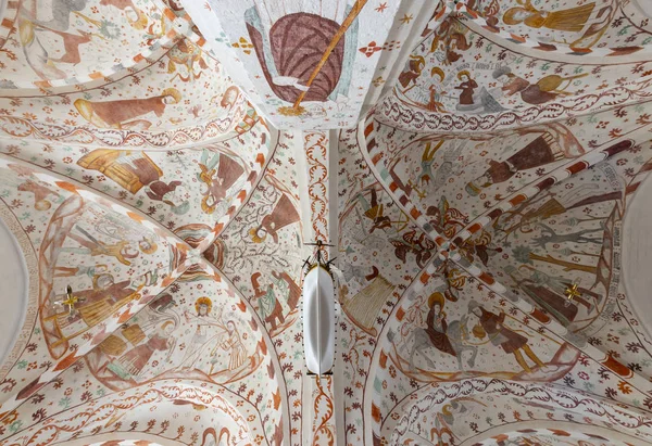 Mon Dinamarca Setembro 2018 Interior Igreja Fanefjord Com Teto Colorido — Fotografia de Stock