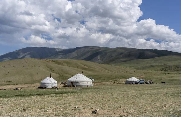 Bayan Olgi Mongolsko Srpna 2019 Jurty Autem Stepi Mongolska Horami — Stock fotografie