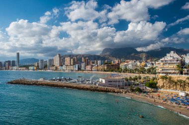 Benidorm, Spain.Benidorm Alicante playa de Poniente plaj Spain.Skyscrapers sunset beach Benidorm'da, Akdeniz Spain.Skyline şehir Benidorm, İspanya yakınındaki panoramik manzaralı