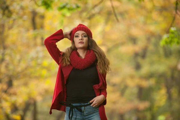 Happy Portrait Fashion Beautiful Young Caucasian Woman Red Cap Scarf — Stock Photo, Image