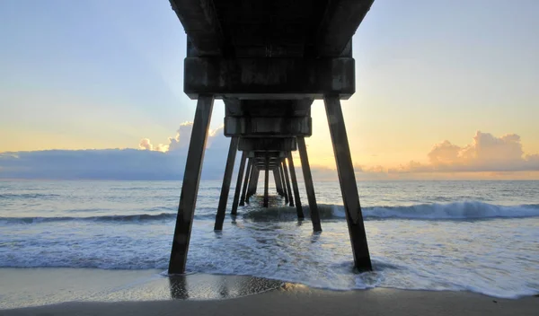 Vero Beach Pier Nachází Vero Beach Floridě — Stock fotografie
